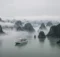 Bahía de Ha Long en Vietnam con un crucero